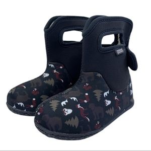BOGS Baby Boots Fox Moose Tree Rabbit Print 10